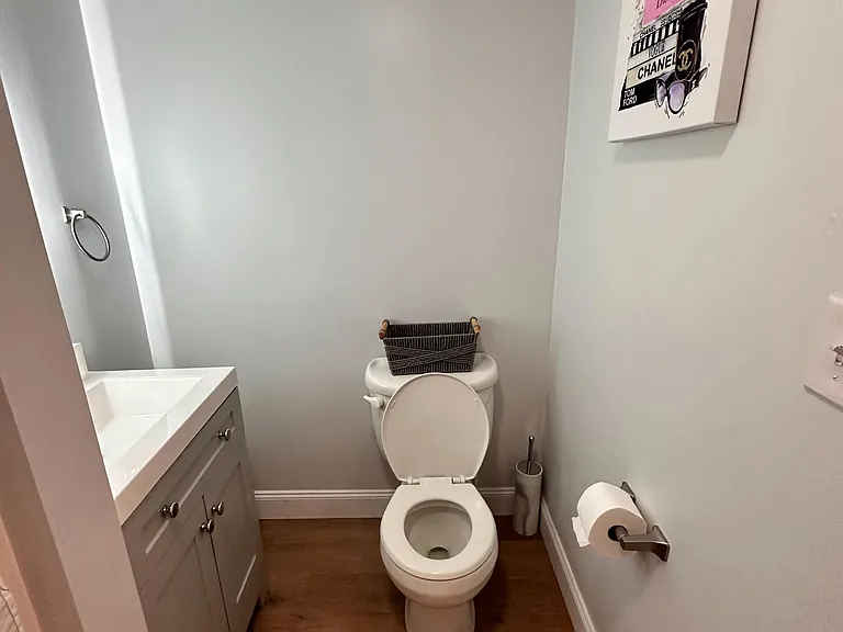 312 Union St #4 — Photo 16