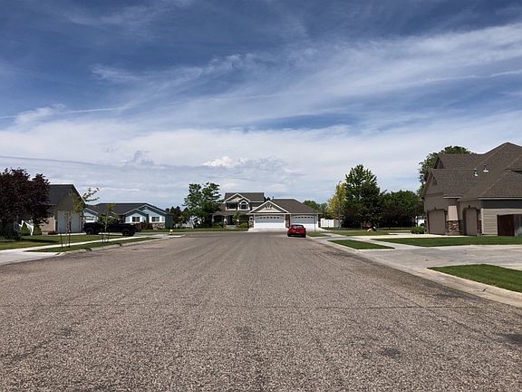 5th image of 5841 La Quinta Dr