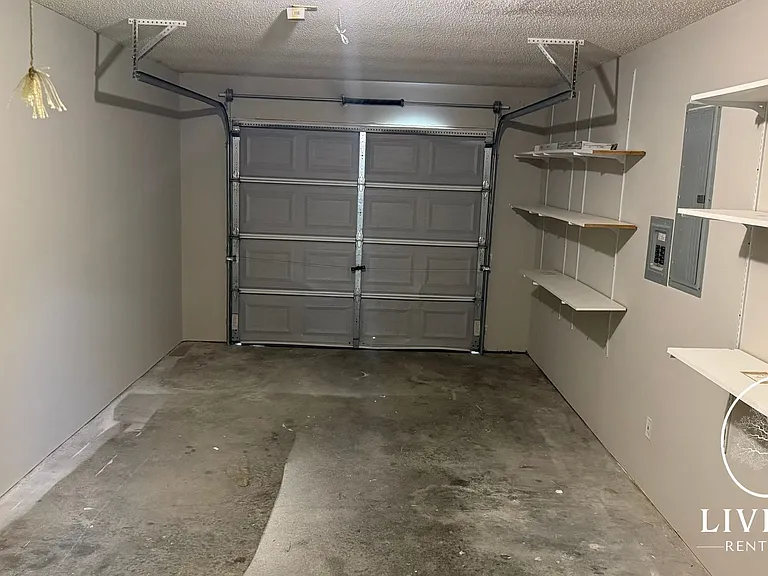 87 Oak Rd NE — Photo 10