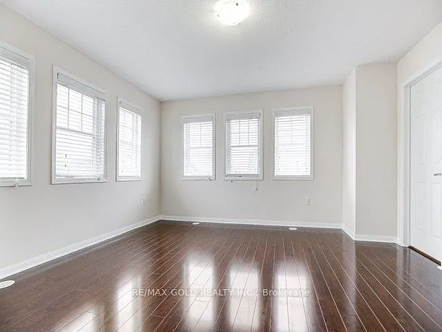 19 Portsdown Rd — Photo 5
