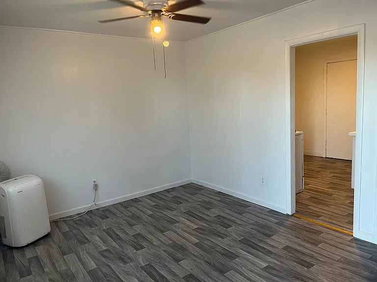 901 Zeff Rd — Photo 28