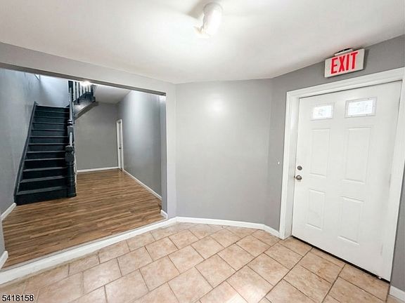 4th image of 237-239 6Th Ave