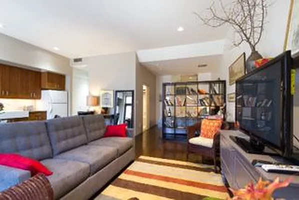 Rented by Steffan Olausson Partridge, LREB | media 6