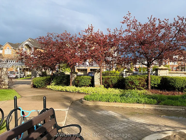601 Shoreline Dr #6 — Photo 2