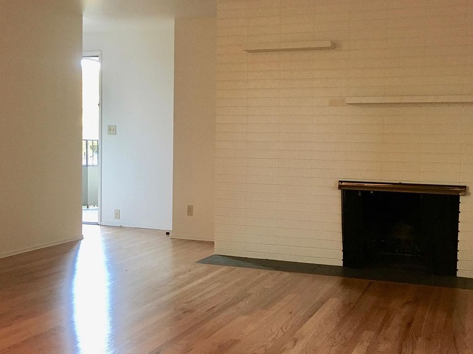 1st image of 1521 NW 65th St #8