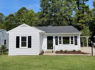 1028 Roanoke Ave, Henderson, NC 27536