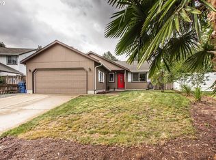 3247 Pinyon St, Springfield, OR 97478