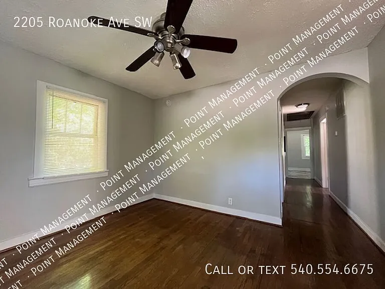 2205 Roanoke Ave SW — Photo 11