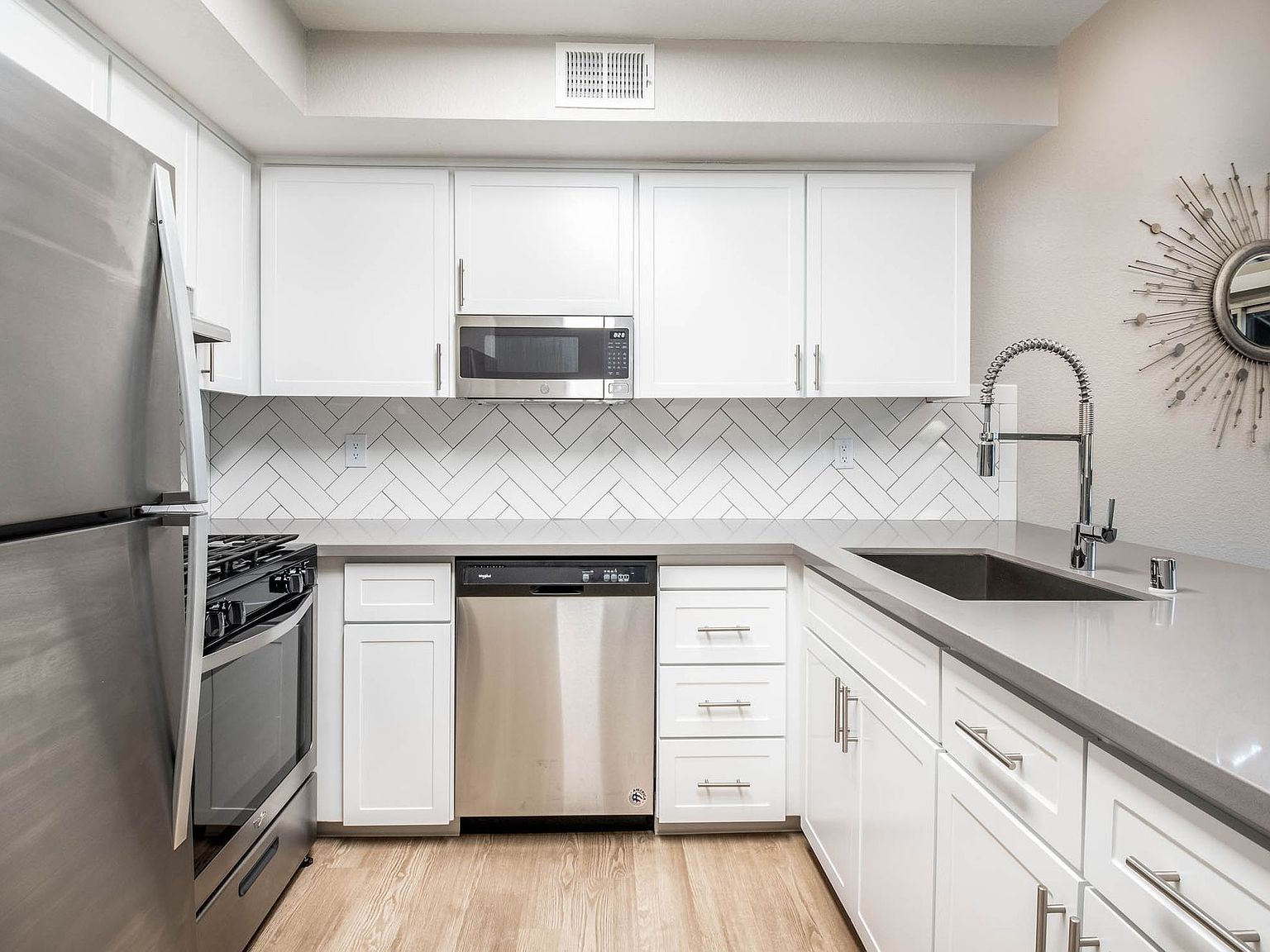 7952 Pocket Rd 387, Sacramento, CA 95831 Zillow