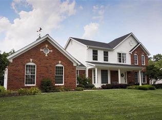 5745 Westchester Meadow Dr, Weldon Spring, MO 63304