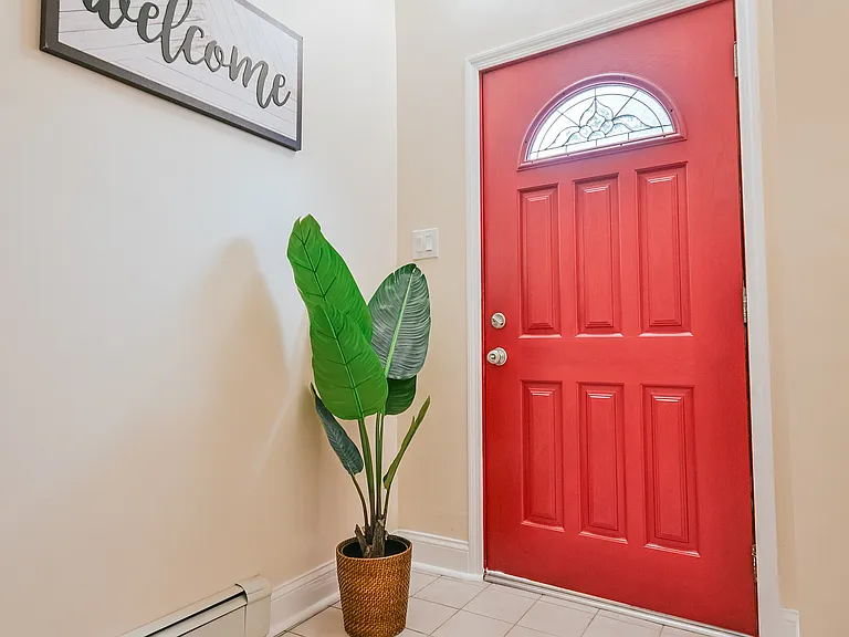18 Van Rensselaer St #1 — Photo 34