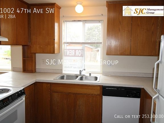 5th image of 11002 47th Ave SW