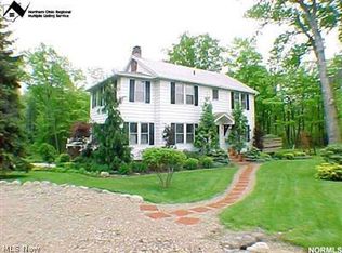 4828 Lake Rd E, Geneva, OH 44041