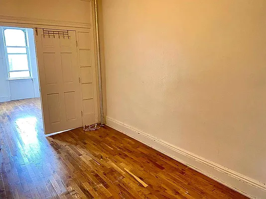 Rented by Brooklyn Property Group LLC | media 20