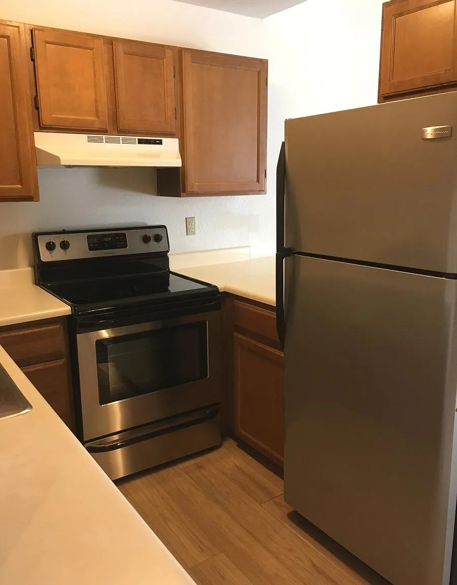 3 bed, 1450 sqft, $2,550 — Photo 3