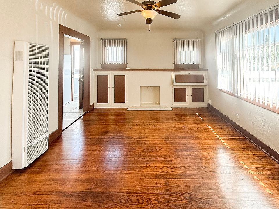 1st image of 3824 36th St #3824