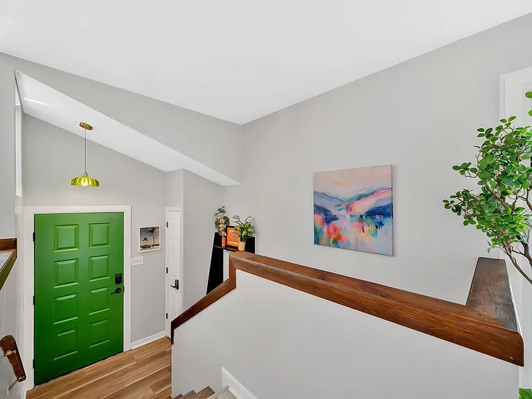 7645 Chatham Cir — Photo 25