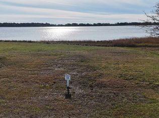 209 Bethea St, Holly Ridge, NC 28445