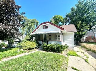 5408 Poppleton Ave, Omaha, NE 68106