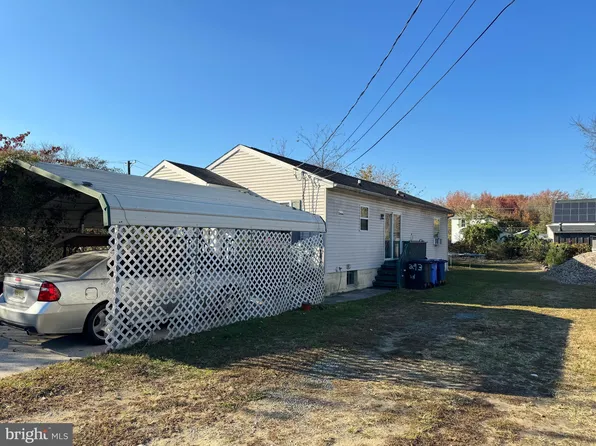 293 Holeman St, Mount Holly, NJ 08060