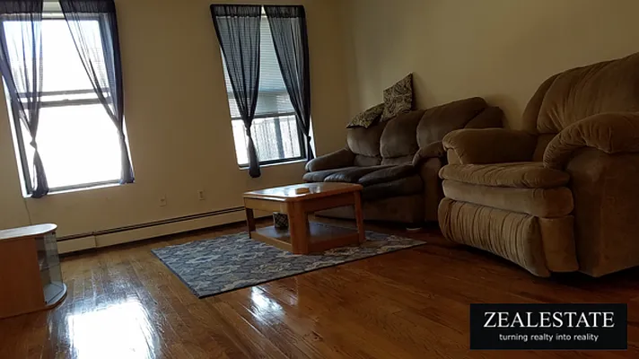 Rented by ZealEstate Group Inc | media 41