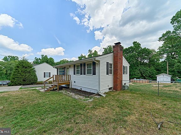 5th image of 1818 Cedar Dr