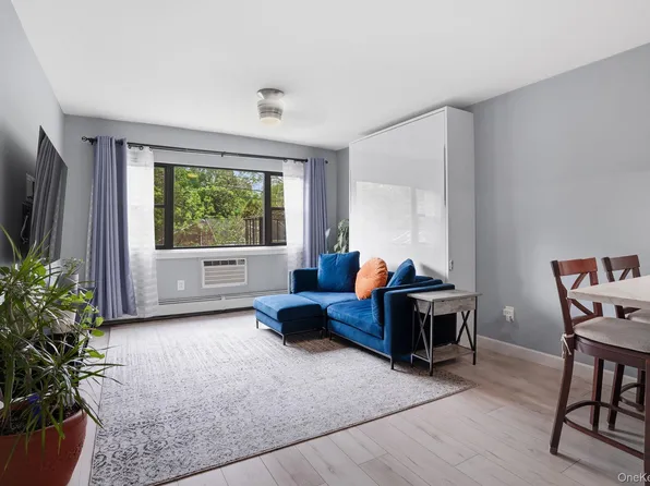 2261 Palmer Avenue #4L, New Rochelle, NY 10801