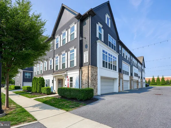 716 Mayer Pl, Lancaster, PA 17601