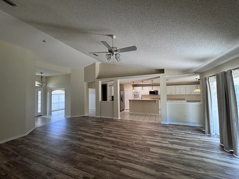 2308 Valley Pl — Photo 27