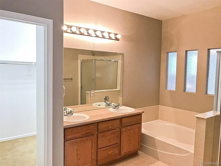 6753 S Winnipeg Cir #101 — Photo 27