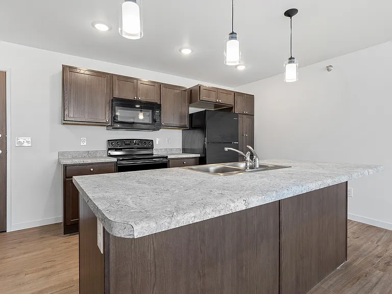 Split Creek Commons — Photo 28