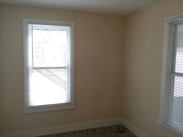 423 Main St #A — Photo 10