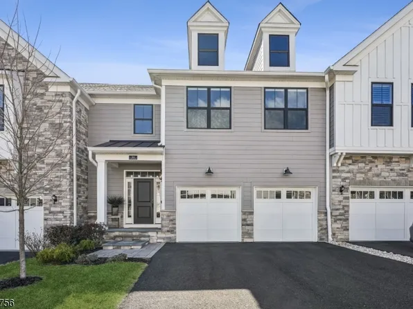 14 Chelsea Rd, Warren Twp., NJ 07059