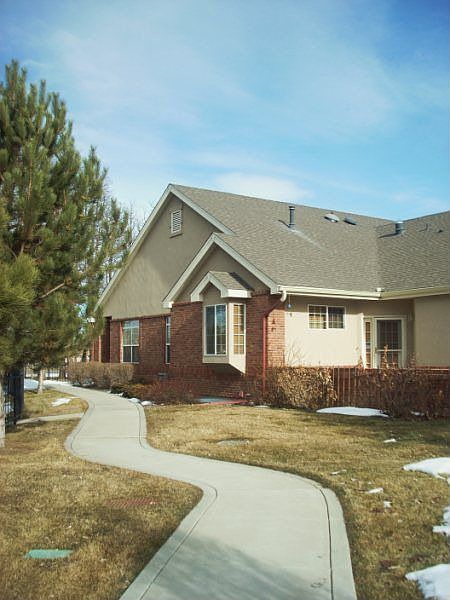 West view of house - notice no neighbor, courtyard patio