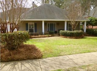 423 Shadowood Dr, Ridgeland, MS 39157