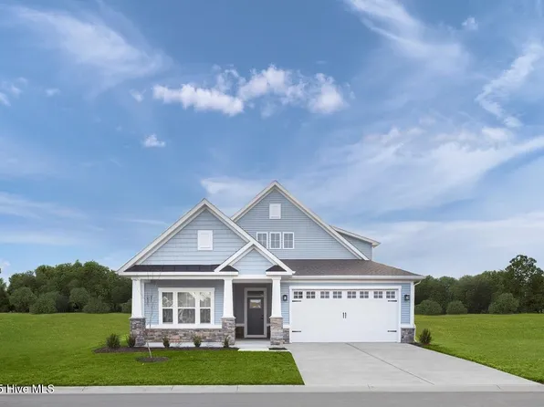 4004 Farmfield Drive, Navassa, NC 28451