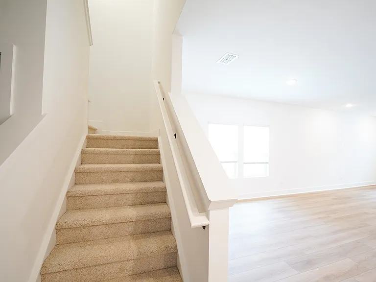 128 Kingswood Cir — Photo 28