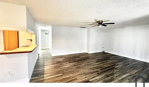 2 bed, 1100 sqft, $2,200 — Photo 1