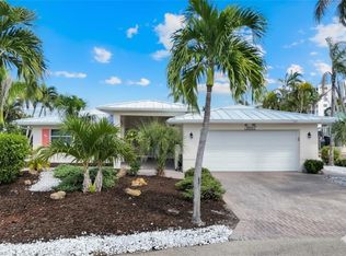 8552 Lagoon RD, FORT MYERS BEACH, FL 33931