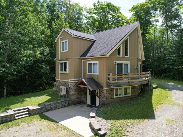 2022 Brook Falls Road, Carrabassett Valley, ME 04947