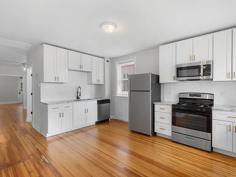 3325 Demenil Pl #3325-2 — Photo 17