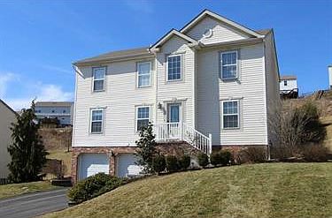 1st image of 623 Turnberry Ln