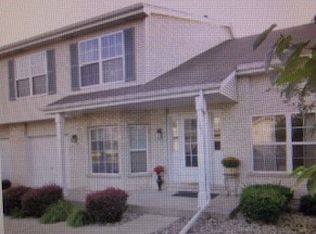 1502 Root St, Crest Hill, IL 60403