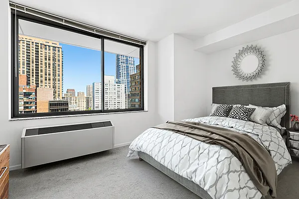 Rented by Compass | media 7