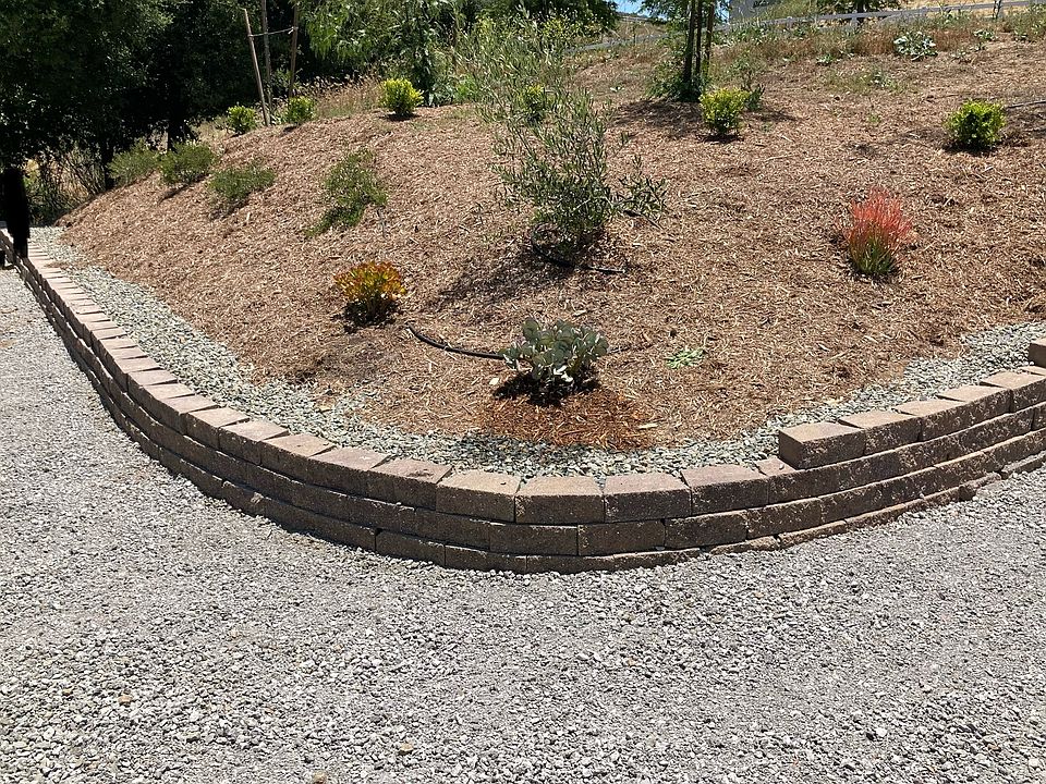 2nd image of 34500 Avenida La Cresta