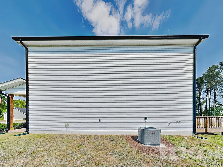 116 Greenhouse St — Photo 18