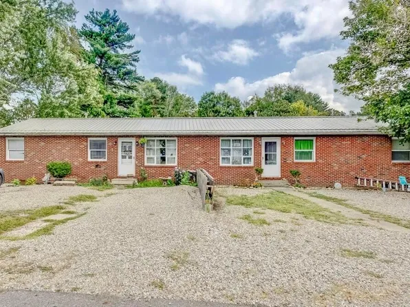 103 Meadow Ln, Gambier, OH 43022
