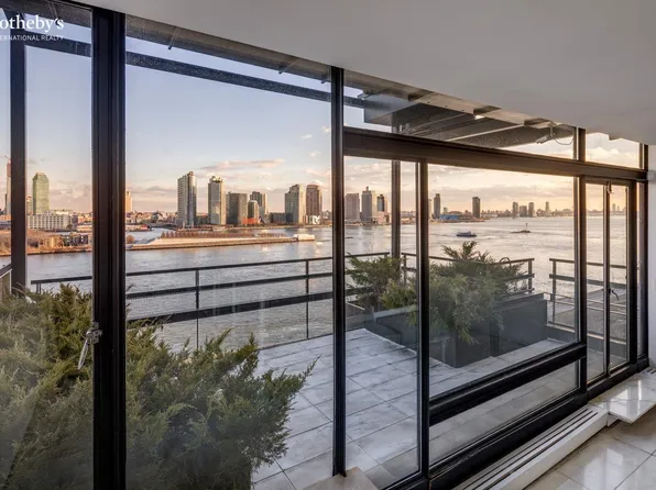 23 Beekman Place image 17 of 25