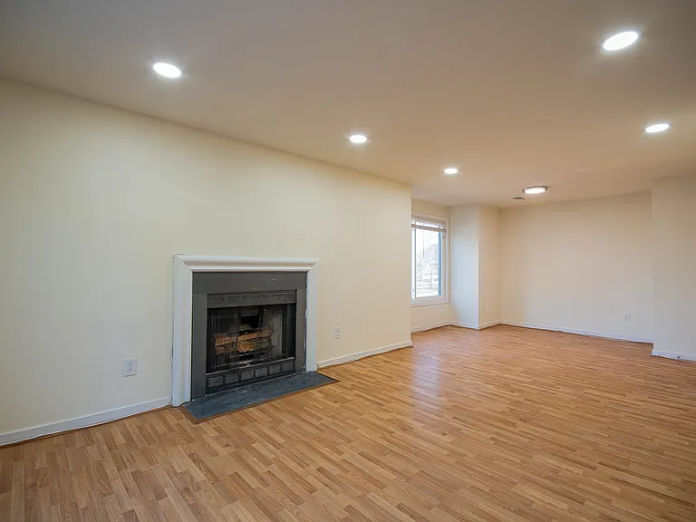 Family Room w/Fireplace, Dining Room