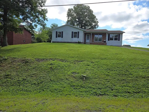 416 Ashley Ln, Summersville, WV 26651